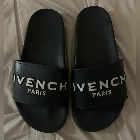Givenchy slides / slippers - Picture 1 of 8